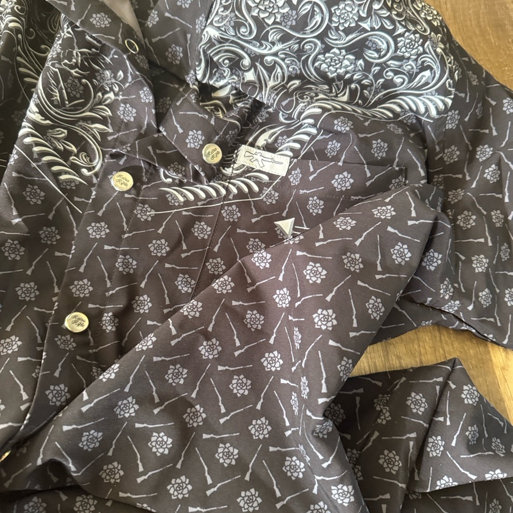 Etro Pink and Black Patterned Dress Shirts - Picture 7 of 7